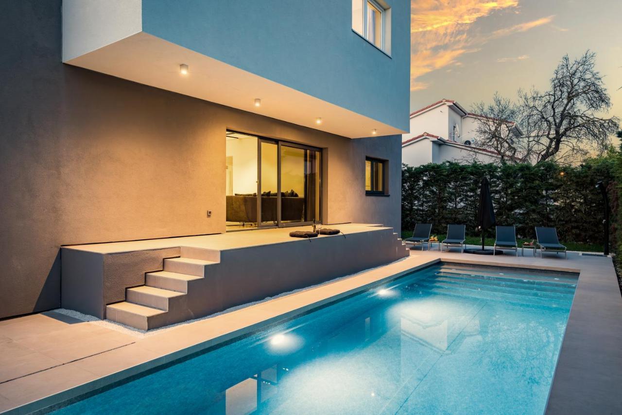 Villa Aida - 4 Bedroom Luxury Villa With Large Private Pool 4K Projector And Jacuzzi Pula Extérieur photo